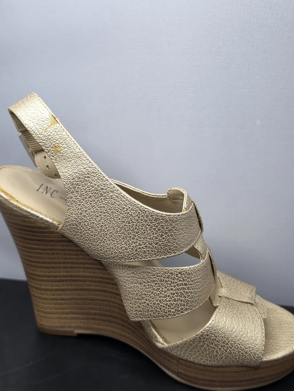 INC International Concepts metallic gold strappy platform wedge sandals 7.5